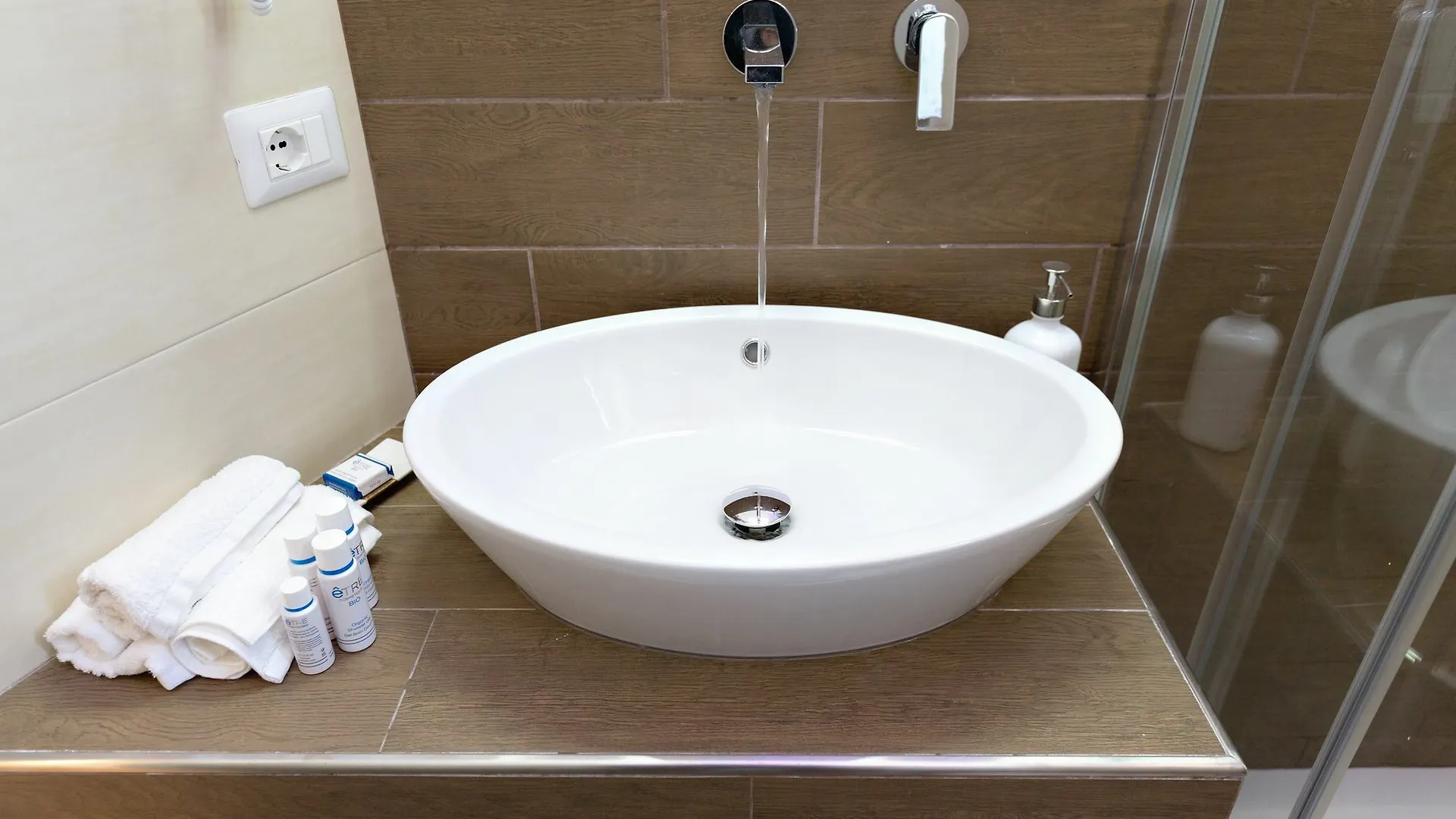 Dolce Luxury Rooms Rome Italy